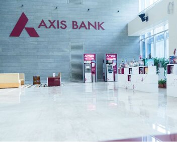 Digital Transformation Of Axis Bank - Techved